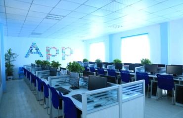 學(xué)習(xí)軟件開發(fā)，來江西新華電腦看看網(wǎng)絡(luò)技術(shù)服務(wù)